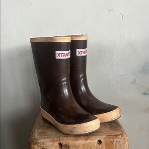 Xtratuf Kids Brown Rubber Legacy 8” Boots